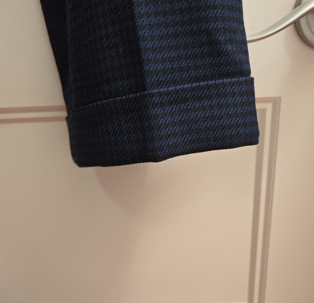 WHBM The Slim Ankle Pant - Picture 6 of 12